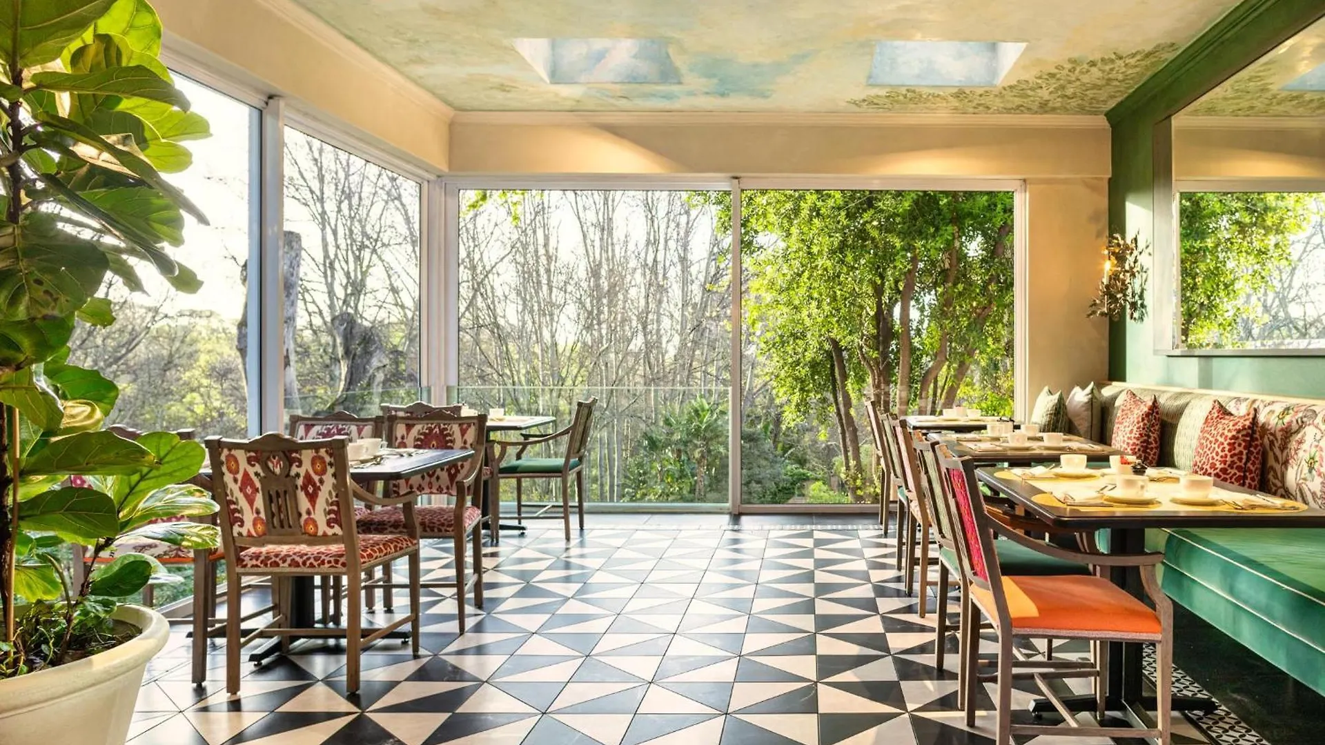 The Cellars-Hohenort Hotel Cape Town