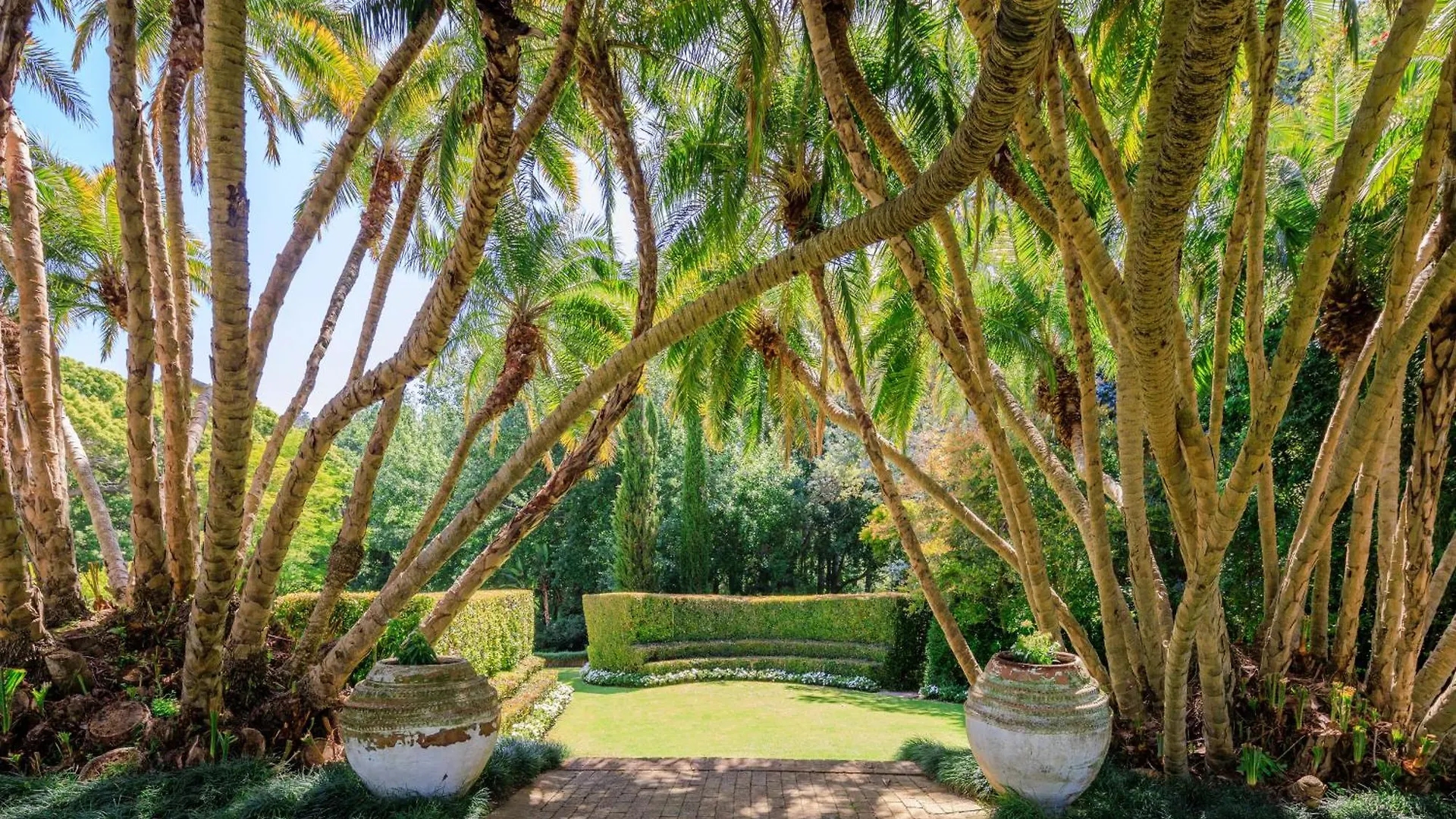 The Cellars-Hohenort Hotel Cape Town
